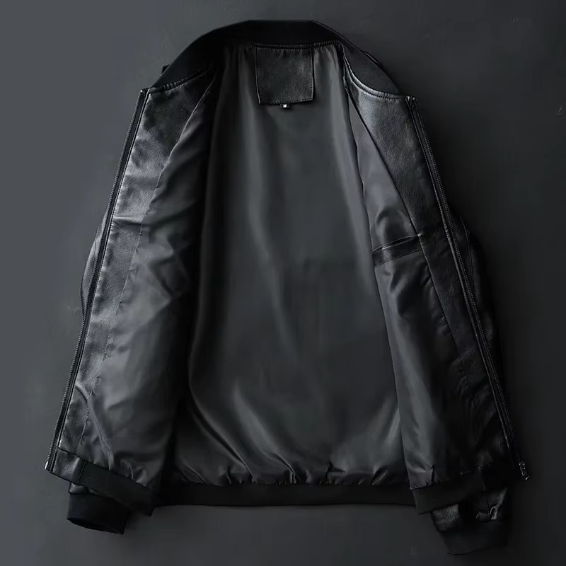 Schwarzer Parka Mit Schlanker Passform