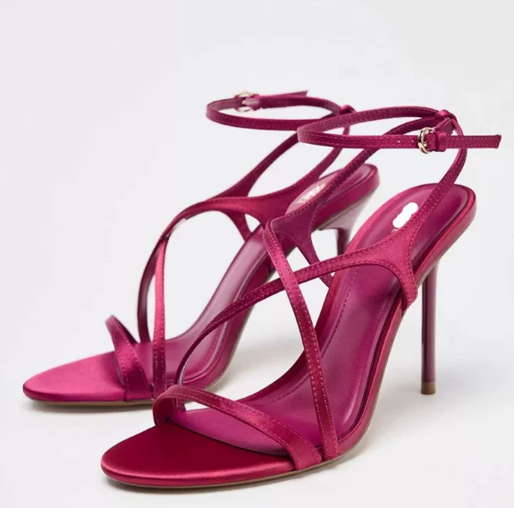 Riemchensandalen Mit Stilettoabsatz